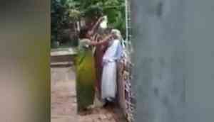 Video: Shocking! Kolkata woman mercilessly beats up mother-in law over 'plucking' flowers