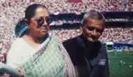 Amazing! This Indian couple is the biggest football fan, have visited ten FIFA World Cup since 1982