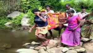 Shame! No ambulance, pregnant woman carried for 7 kms to hospital on a stretcher made from blanket in Kerala