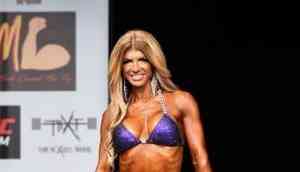 'The Real Housewives of New Jersey' star Teresa Giudice shows bikini body at Bodybuilding Competition