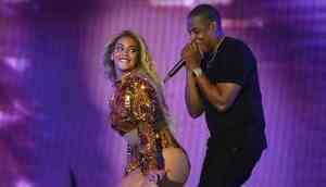 Beyonce and Jay-Z share nude pictures from their marriage at On the Run II Tour