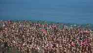 2505 Irish women break world record with mass nude swimming in the Irish Sea