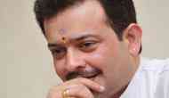 Bhaiyyuji Maharaj, Self-styled Godman Tweets, Union Minister before shooting himself dead
