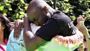 Kanye West hugged Virgil Abloh at the end of Abloh's first Louis Vuitton Men's show