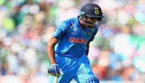 When Hardik Pandya struck Dhoni's signature helicopter shot and silence spread in the ground; watch video