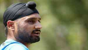 Former Caribbean pacer slams Harbhajan Singh for his tweet on Windies form