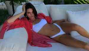 Kendall Jenner gets cozy in the hot tub with boyfriend Ben Simmons in Beverly Hills 