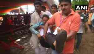 Midnapore Rally: At least 20 injured after a canopy collapses at PM Modi's rally in West Bengal's Midnapore; he visits them in hospital