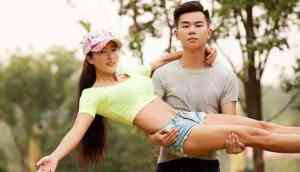 If you think they are couple, you are wrong! Reality of this pair will make you say 'Oh My God!'