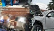  Coimbatore: 6 killed and 4 injured after a speeding Audi hits an autorickshaw and rams into crowd at bus stand