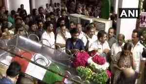 Karunanidhi death: DMK patriarch passed away at 94; Kalaignar's rare pictures will remind you of his journey