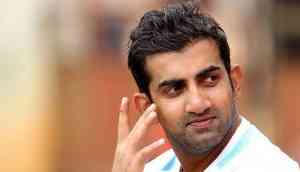 Gautam Gambhir wears a saree and bindi after decriminalization of Section 377 for this amazing reason