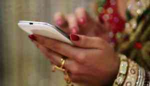 ‘Bride spends too much time on WhatsApp,’ grooms family cancels marriage on wedding day in Uttar Pradesh