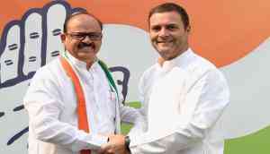 Former NCP leader Tariq Anwar, upset over Sharad Pawar's remark on Rafale, joins Congress Party