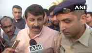 Signature bridge inauguration: Watch BJP Delhi chief Manoj Tiwari enter into a scuffle with AAP supporters at the Bridge launch event