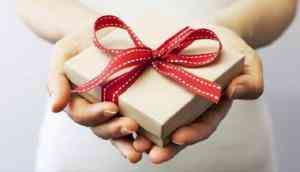 Bhai Dooj Gifts 2018: Planning to buy a gift for sister? Check out these pocket-friendly gifts