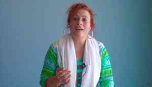 Chhath Puja 2018: You will be amused to see how this American woman singing a song in Bhojpuri language