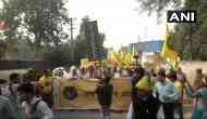 More than 1 lakh farmers take out Kisan Mukti March in Delhi; demand minimum support price and loan waiver