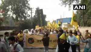 More than 1 lakh farmers take out Kisan Mukti March in Delhi; demand minimum support price and loan waiver