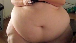 Bizarre! Girlfriend murdered her boyfriend by smothering him with her fatty stomach, left the cop in shock