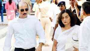 Geetanjali, mother of Akshaye Khanna and wife of late actor Vinod Khanna passes away