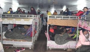 Heavy snowfall in Sikkim as Army rescues 3,000 tourists stuck near India-China border