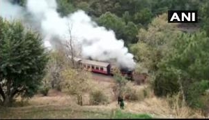 Himachal Pradesh: Fire catches in Himalayan Queen express in Solan, 200 passengers on board are safe