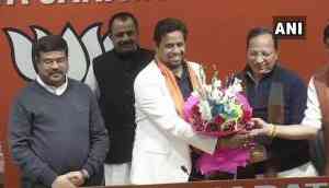 West Bengal: Big jolt to Mamata Banerjee! TMC MP Soumitra Khan joins BJP ahead of 2019 Lok Sabha Election