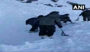 At least 3 dead, 10 trapped in deadly avalanche in Ladakh's Khardungla La Pass; evacuation underway