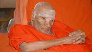 Karnataka seer Sri Shivakumara Swamiji passed away at the age of 111, confirms CM HD Kumaraswamy