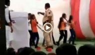 Caught on Camera! Nagpur Policeman showers cash on young schoolgirls dancing on Republic Day event; video goes viral