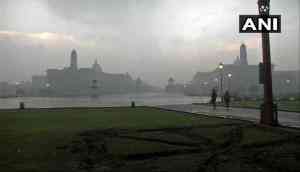 Delhiites enjoy your Valentine’s day with rain, lightning and wind breeze