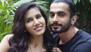 Pyaar Ka Punchnama 2 stars Sunny Singh and Sonnalli Seygall to reunite for Jai Mummy Di; read details inside