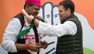 Suspended BJP leader Kirti Azad joins Congress in presence of Rahul Gandhi
