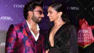 Ranveer Singh seeks Kareena Kapoor's advice on how to be a 'top' husband; see what he gets back