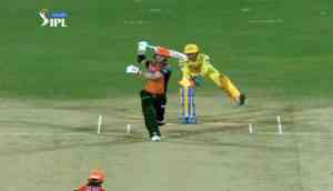 MS Dhoni stumping David Warner
