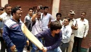 After 'cricket bat controversy', BJP MLA Akash Vijayvargiya makes a shocking remark; threatens officials