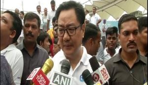 Kiren Rijuju flags off 'Great Ganga Run' marathon