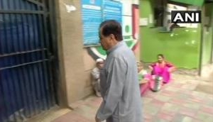 Senior Congress leaders visits DK Shivakumar in Tihar jail