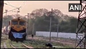 2nd Oxygen Express reaches Lucknow, will ensure oxygen availability in UP, says Piyush Goyal