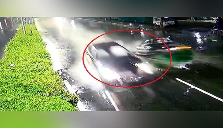 Accident Caught on CCTV: One killed as speeding car rams into auto in ...