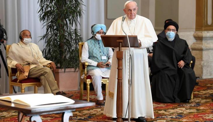 Pope Francis, other religious leaders at Vatican make joint appeal on ...