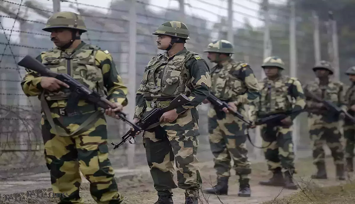 BSF seizes packets of heroin in Punjab's Ferozepur | Catch News