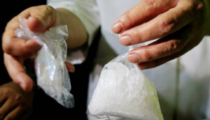 Couple arrested for selling drugs in Mumbai’s high profile area