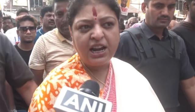 BJP's Priyanka Tibrewal leads protest against expelled TMC leader Sandipan Saha's residence in Kolkata
